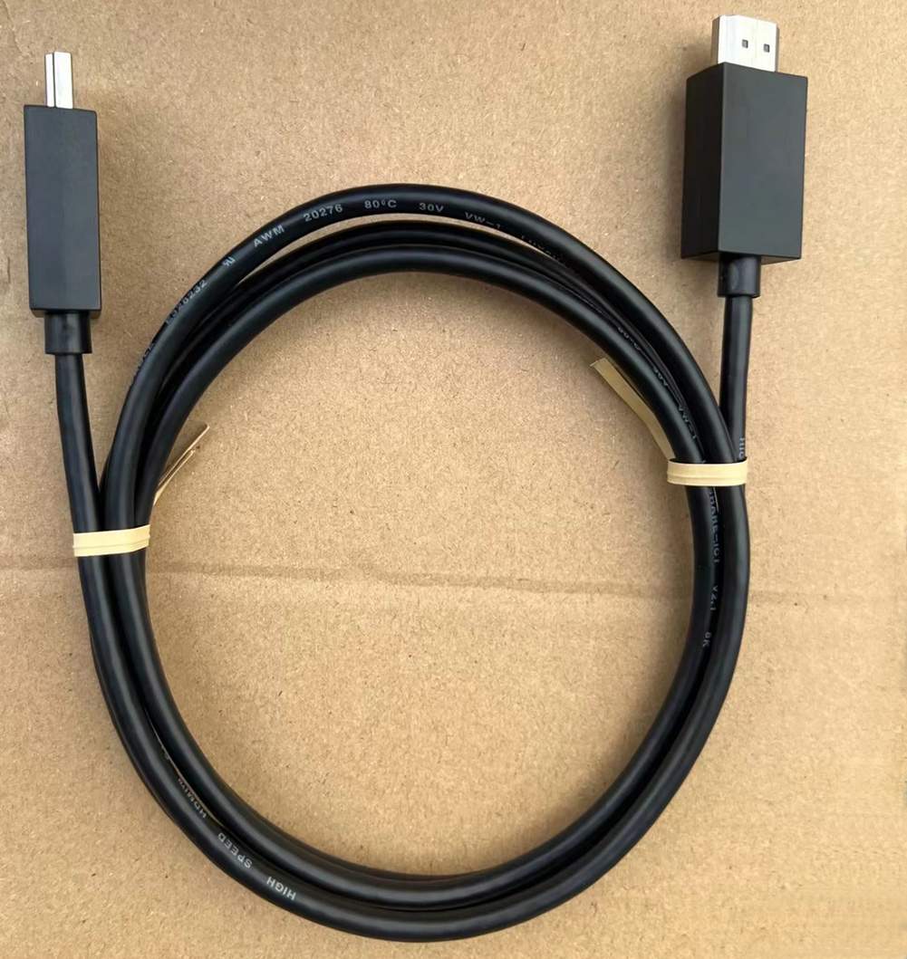 Cavo HDMI 4K 1,5m – Certificato Alta Velocità 18Gbps, Compatibile PS5/Xbox/PC/TV, Ultra Sottile